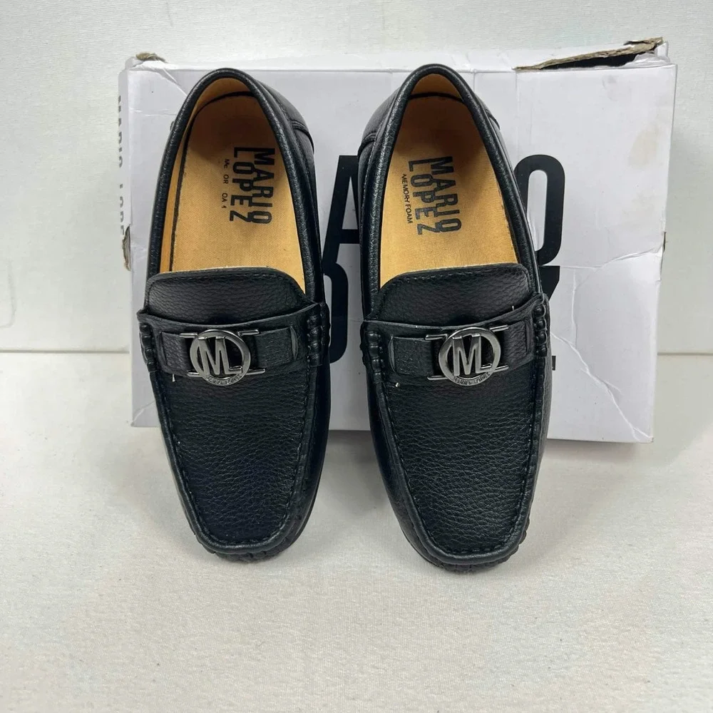EUC Mario Lopez Hogan Black Loafers Shoes Metal ML Logo Memory Foam Boys 12M